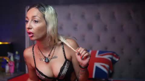  Donna  online show from 26, 6, 2026