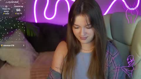 Snapshot of donnalust chatting on 9, 10, 2025 DONNA online show from 9, 10, 2025