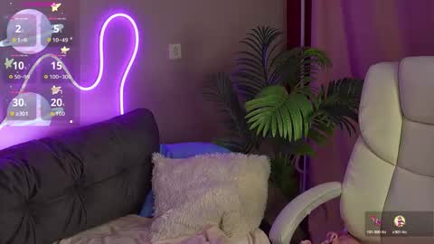 Snapshot of donnalust chatting on 29, 10, 2025 DONNA online show from 29, 10, 2025