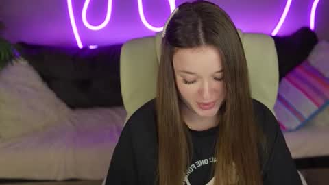 Snapshot of donnalust chatting on 19, 11, 2025 DONNA online show from 19, 11, 2025