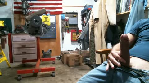 Snapshot of donniestone chatting on 19, 9, 2025 donniestone online show from 19, 9, 2025