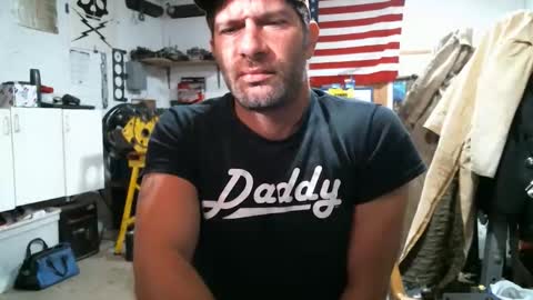 Snapshot of donniestone chatting on 21, 10, 2025 donniestone online show from 21, 10, 2025