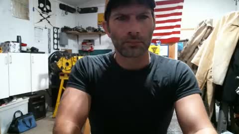 Snapshot of donniestone chatting on 23, 10, 2025 donniestone online show from 23, 10, 2025