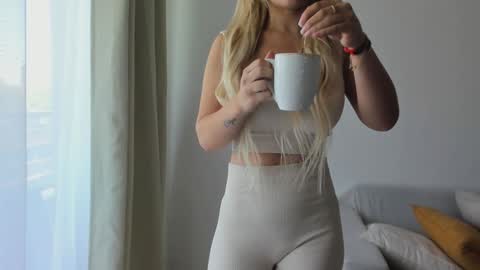 Donatella online show from 5, 12, 2024