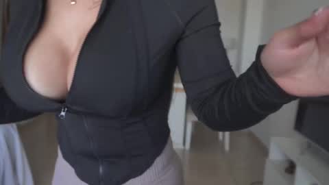 Donatella online show from 21, 10, 2025