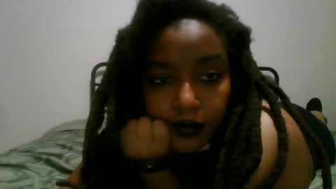 Snapshot of dontblink8 chatting on 5, 7, 2026 DontBlink online show from 5, 7, 2026