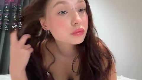 Snapshot of dontoch chatting on 8, 6, 2026 Stacy online show from 8, 6, 2026