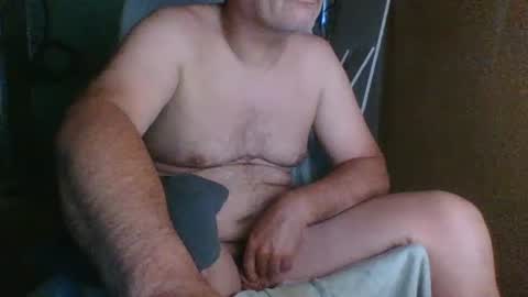 Snapshot of dontwalkonthegrass2 chatting on 2, 7, 2026 frenchfirefighter online show from 2, 7, 2026
