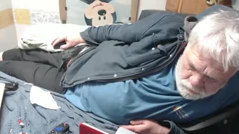 cummingdoouug online show from 8, 1, 2026