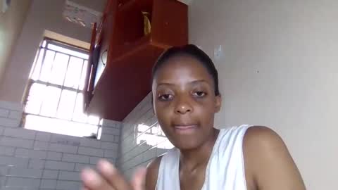 dora05191 online show from 9, 10, 2025