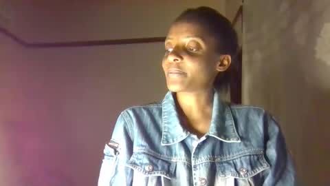 dora05191 online show from 20, 10, 2025