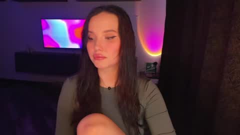 Dora Charmer online show from 7, 4, 2026