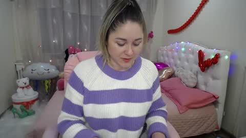 Snapshot of dorasuun chatting on 5, 2, 2025 dorasuun online show from 5, 2, 2025