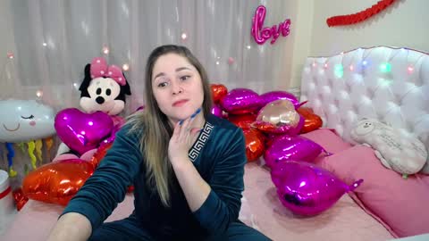 Snapshot of dorasuun chatting on 7, 2, 2025 dorasuun online show from 7, 2, 2025