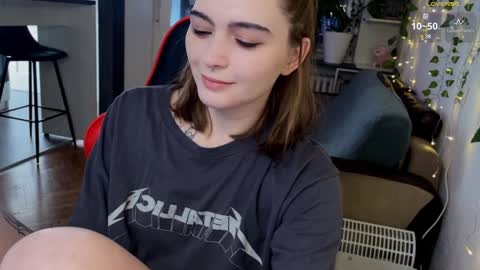 Alice online show from 5, 1, 2025