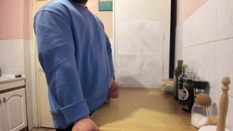 Snapshot of doriancretu95 chatting on 28, 12, 2024 menu below online show from 28, 12, 2024