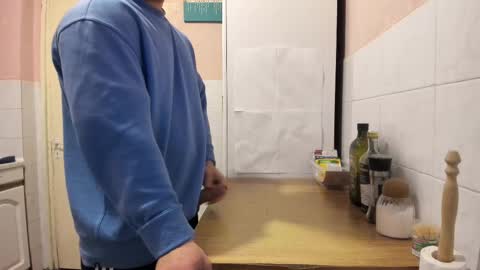 Snapshot of doriancretu95 chatting on 15, 2, 2025 menu below online show from 15, 2, 2025