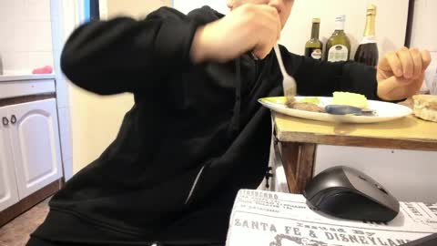 menu  below online show from 28, 3, 2026