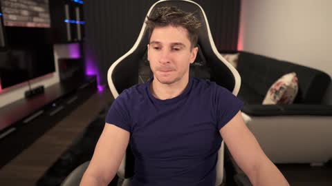 Dorian Reyes online show from 22, 1, 2025