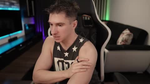 Dorian Reyes online show from 19, 2, 2025