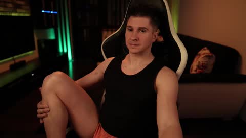 Dorian Reyes online show from 12, 3, 2025