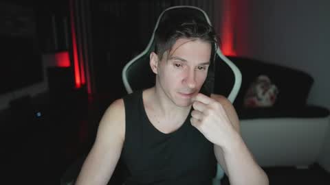 Dorian Reyes online show from 1, 4, 2026