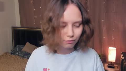 Snapshot of doribiltz chatting on 8, 11, 2025 Violet online show from 8, 11, 2025