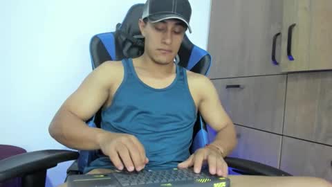 dorman_boy online show from 23, 12, 2025