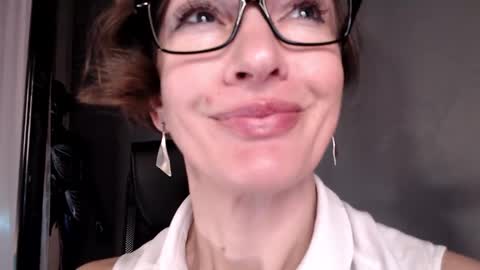 Dorothy Next stream on Monday at 3am-9am online show from 10, 1, 2025