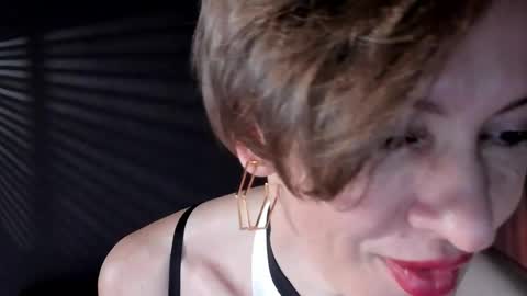 Dorothy Next stream on Monday at 3am-9am online show from 4, 4, 2026