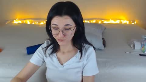 Snapshot of dorotty_ chatting on 12, 12, 2024 Your Dorotty online show from 12, 12, 2024