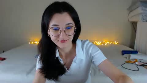 Snapshot of dorotty_ chatting on 2, 3, 2025 Your Dorotty online show from 2, 3, 2025