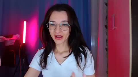 Snapshot of dorotty_ chatting on 4, 11, 2025 Your Dorotty online show from 4, 11, 2025