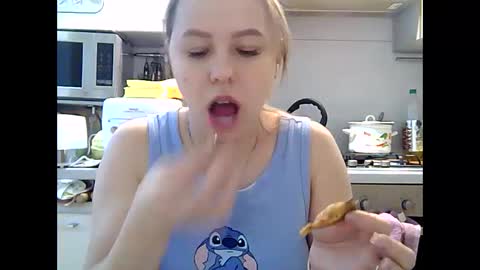 Snapshot of dorrie_ann chatting on 28, 12, 2024 Dorrie Ann online show from 28, 12, 2024