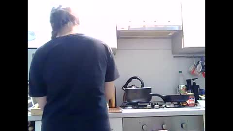 Snapshot of dorrie_ann chatting on 31, 12, 2024 Dorrie Ann online show from 31, 12, 2024