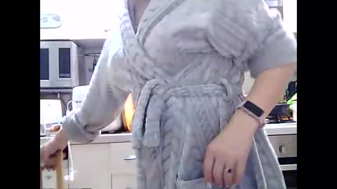 Snapshot of dorrie_ann chatting on 4, 1, 2025 Dorrie Ann online show from 4, 1, 2025