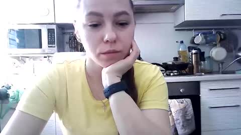 Snapshot of dorrie_ann chatting on 7, 3, 2025 Dorrie Ann online show from 7, 3, 2025