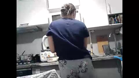 Snapshot of dorrie_ann chatting on 5, 10, 2025 Dorrie Ann online show from 5, 10, 2025