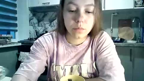 Snapshot of dorrie_ann chatting on 24, 11, 2025 Dorrie Ann online show from 24, 11, 2025