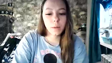 Snapshot of dorrie_ann chatting on 4, 12, 2025 Dorrie Ann online show from 4, 12, 2025