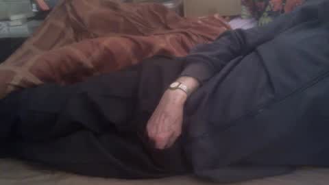 Hello  welcome to Slutsville  I am the Naked Chef  really  but you may call me Peter online show from 7, 1, 2025