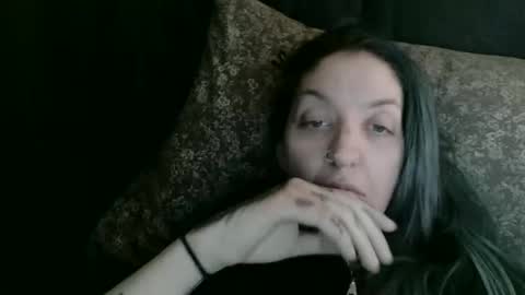 dosedgirl online show from 5, 1, 2025