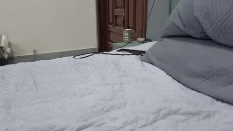 Snapshot of dotx90_fun chatting on 23, 11, 2025 Funlover online show from 23, 11, 2025