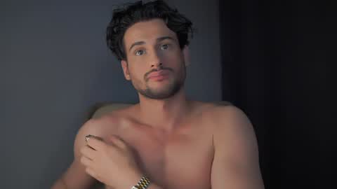 Snapshot of double_luckystrike chatting on 12, 12, 2024 Keen online show from 12, 12, 2024