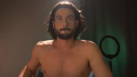 Snapshot of double_luckystrike chatting on 4, 10, 2025 Keen online show from 4, 10, 2025