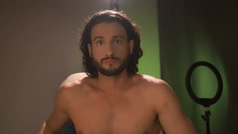 Snapshot of double_luckystrike chatting on 12, 10, 2025 Keen online show from 12, 10, 2025