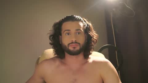 Snapshot of double_luckystrike chatting on 11, 11, 2025 Keen online show from 11, 11, 2025