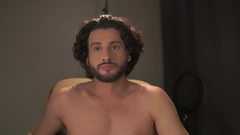 Snapshot of double_luckystrike chatting on 5, 12, 2025 Keen online show from 5, 12, 2025