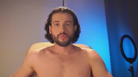 Snapshot of double_luckystrike chatting on 11, 1, 2026 Keen online show from 11, 1, 2026