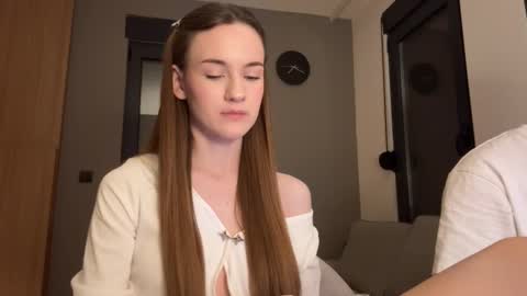 Alice and Mark online show from 10, 9, 2025